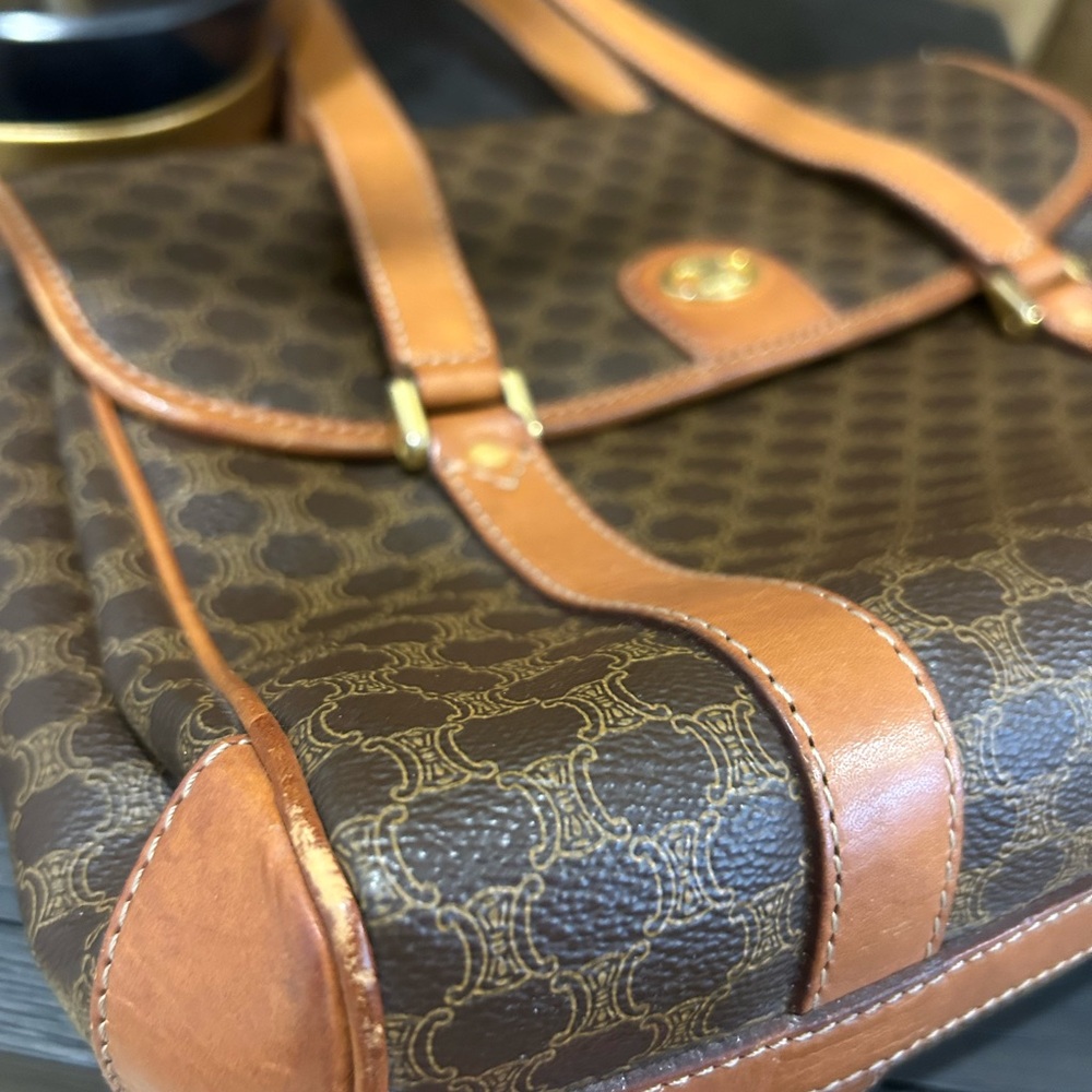 Authentic vintage Celine Triomphe Macadam handbag - Picture 5 of 15